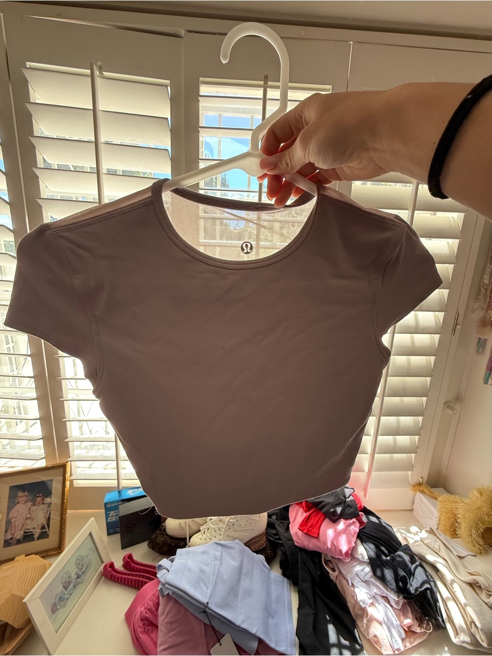lululemon athletica Lavender Short Sleeve Crop Tee